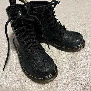 Kids Dr. Martens - Black Glitter Combat Boots